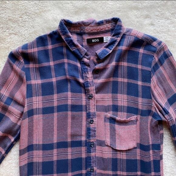 BDG Urban Outfitters Soft Button Down Shirt - Picture 3 of 8